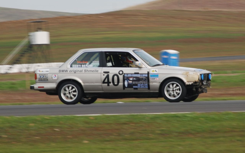 Illustration for article titled 24 Hours Of LeMons Arse Freeze-A-Palooza Über Gallery: The Bavarian Hordes